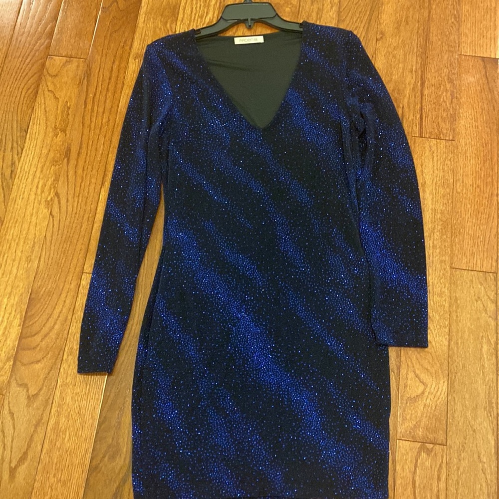 Arden B Size Large blue and black sparkly long sleeve mini dress